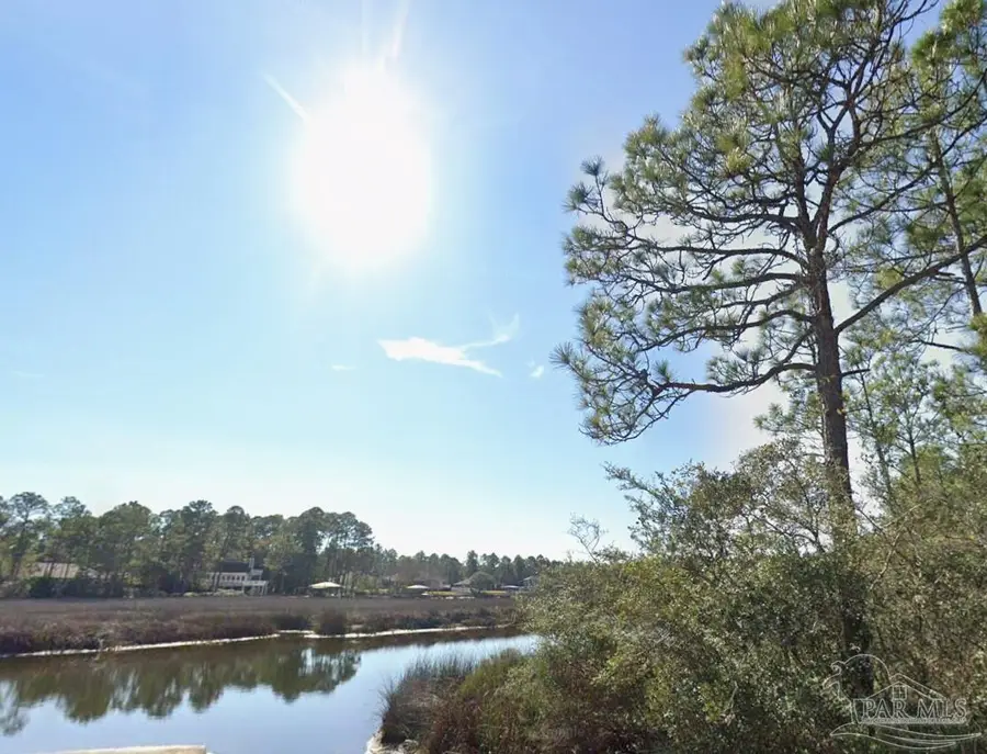 5599 Del Rey Dr, Milton, FL 32583 - #3