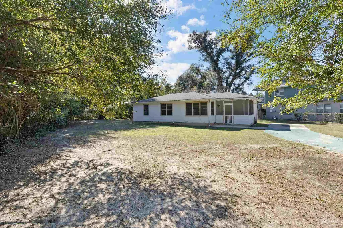 5527 Lynwood Rd, Pensacola, FL 32506 - Image #1