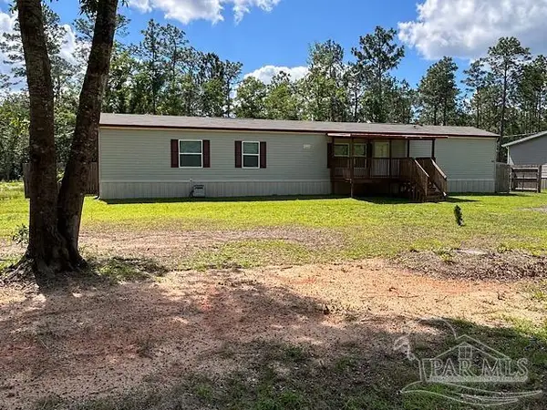5327 Bodega Dr, Milton, FL 32583
