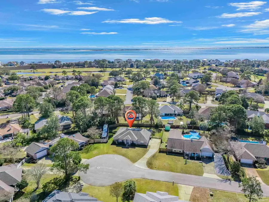 3913 India Cv, Gulf Breeze, FL 32563 - Image #2