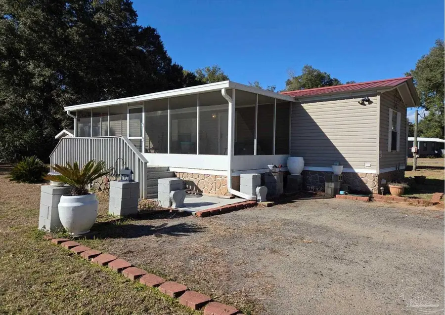 4505 Edgewood Dr, Milton, FL 32583 - #3