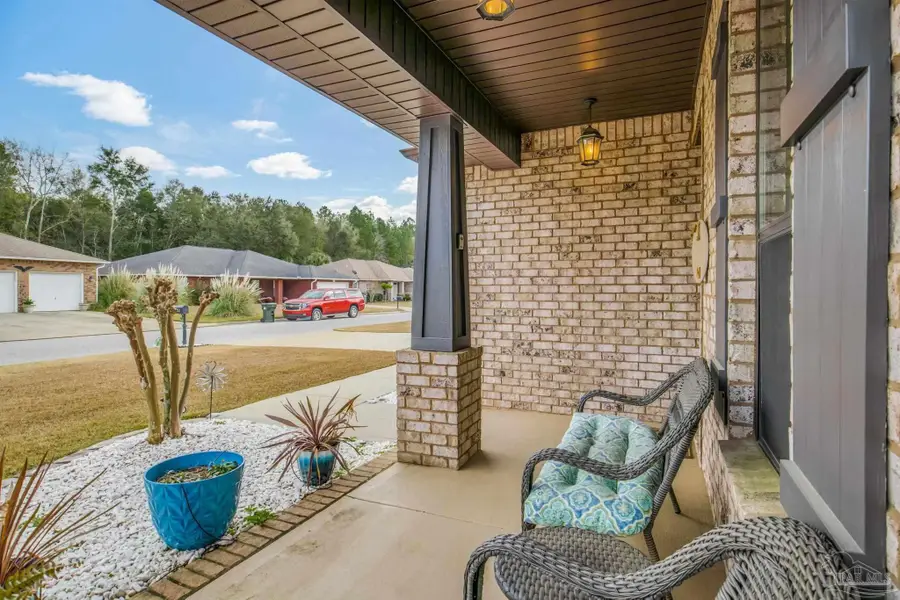 7457 Deck Ln, Pensacola, FL 32526 - Image #3