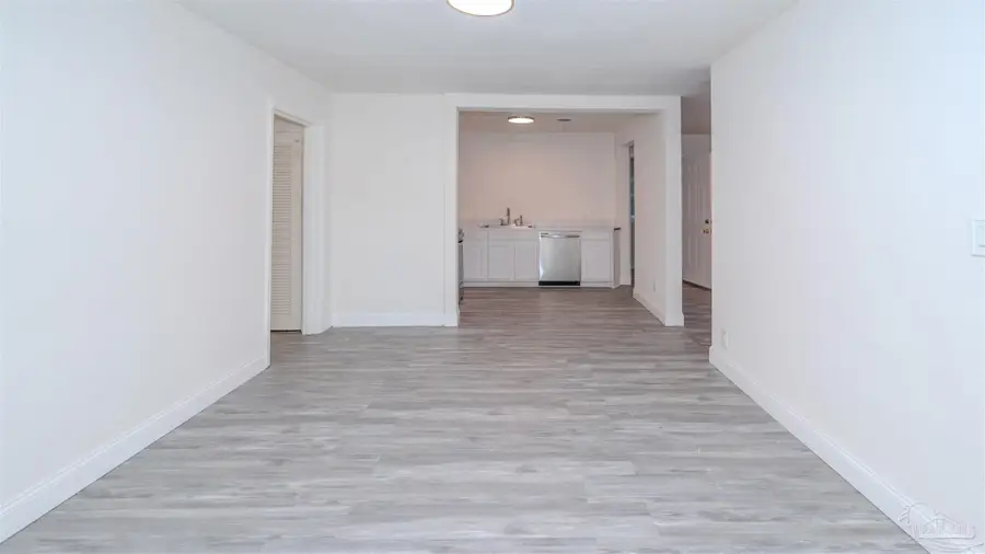 303 Chaseville St, Pensacola, FL 32507 - #3