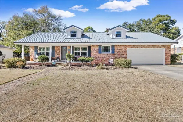 1751 Foulis Dr, Pensacola, FL 32503