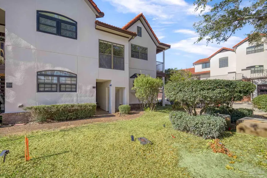 120 Baybridge Dr, Gulf Breeze, FL 32561 - #3