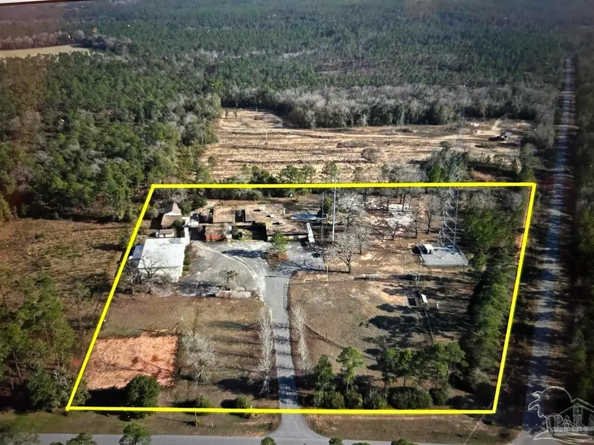 11550 Munson Hwy, Milton, FL 32570 - #1