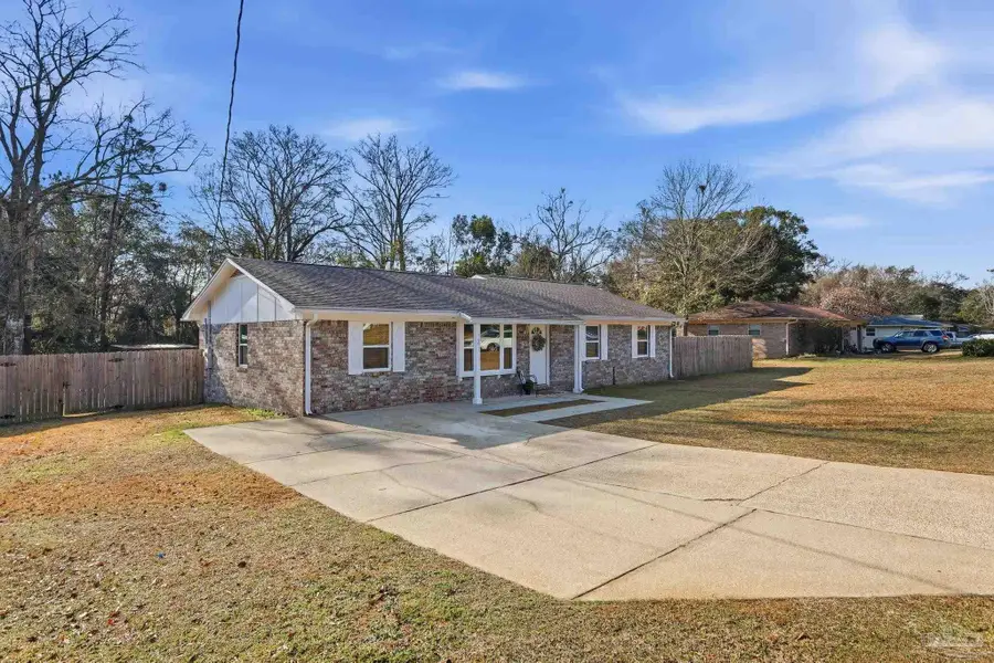 769 El Camino Dr, Cantonment, FL 32533 - #2