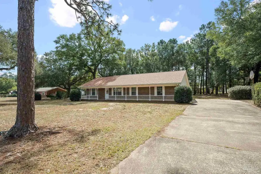 5621 Cardiman St, Milton, FL 32583 - #3