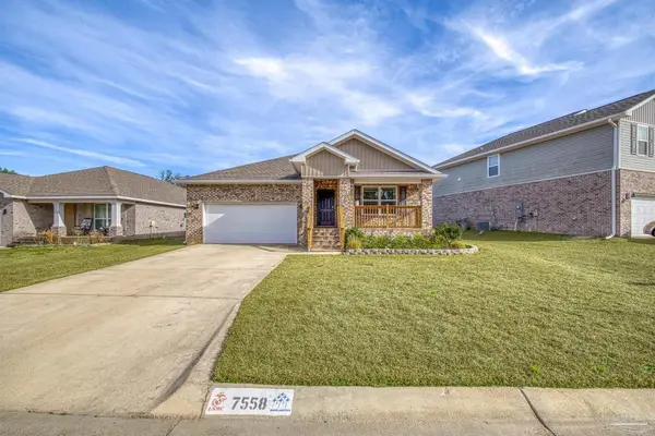 7558 Oak Lake Blvd, Pensacola, FL 32526