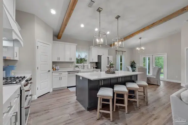 1115 Barcia Dr, Pensacola, FL 32503