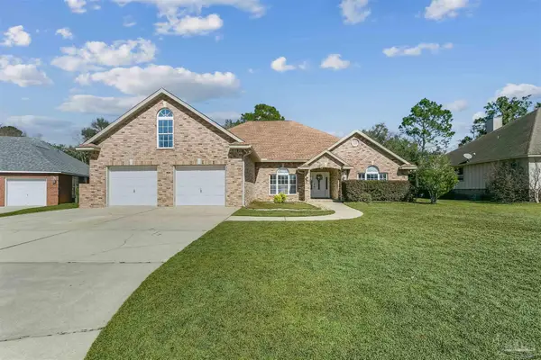 5643 Dunbar Cir, Milton, FL 32583