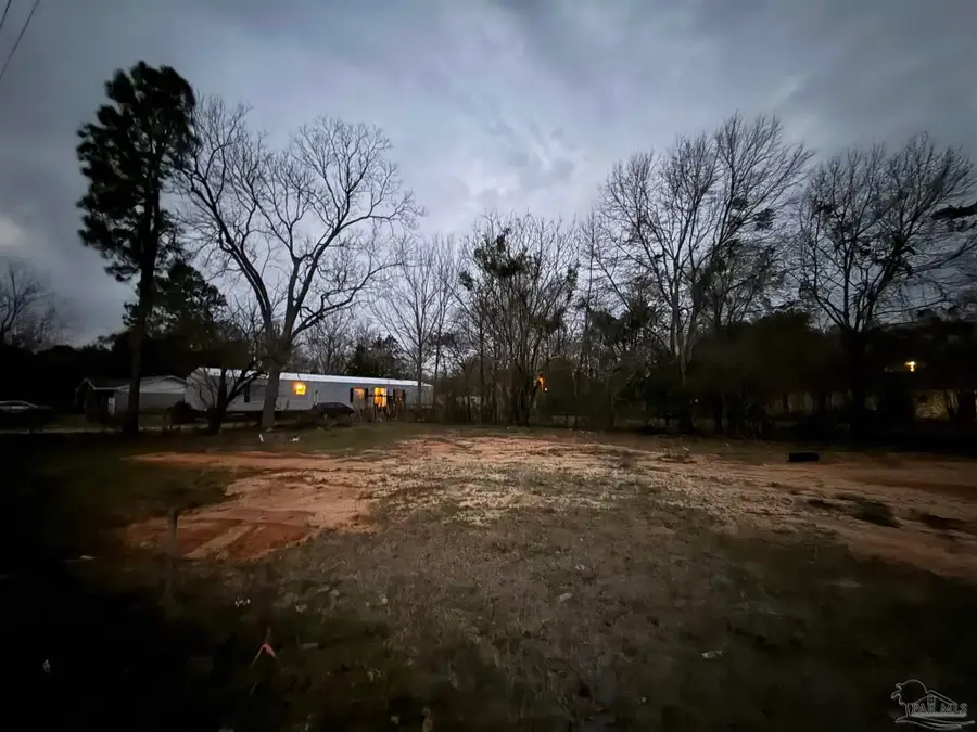 502 Washington St, Cantonment, FL 32533 - #3