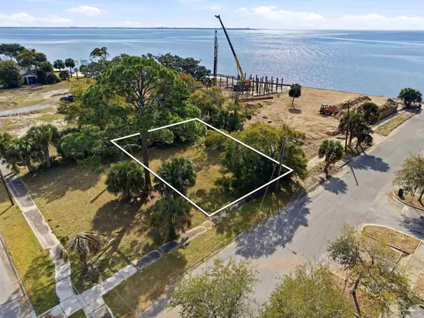 902 S I St, Pensacola, FL 32502