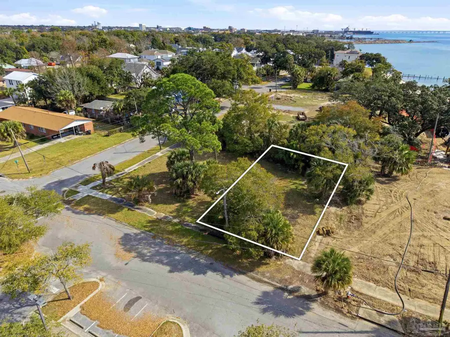 902 S I St, Pensacola, FL 32502 - #3