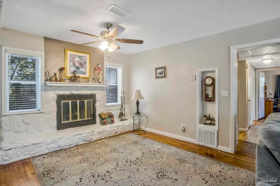 6589 Cedar St, Milton, FL 32570 - #3