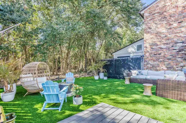 4713 Huron Dr, Pensacola, FL 32507