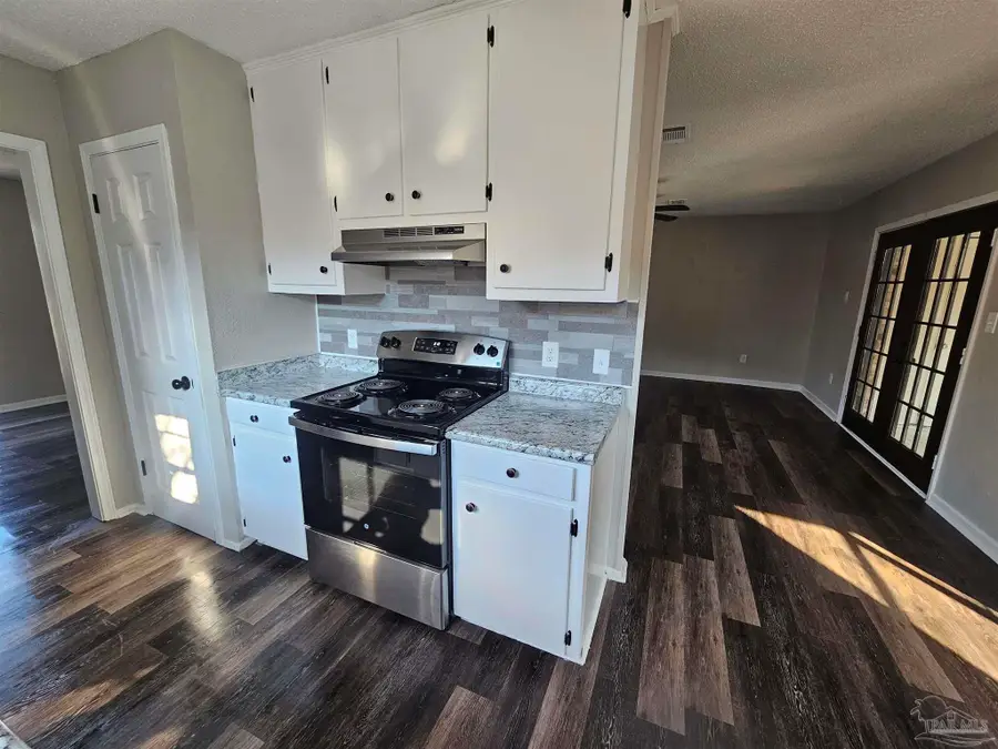 7109 Redondo Dr, Pensacola, FL 32526 - #3