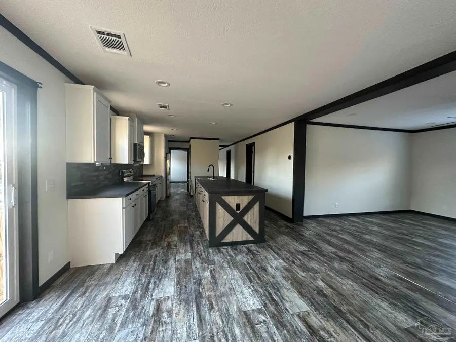 9751 Aloha Ln, Pensacola, FL 32526 - #2