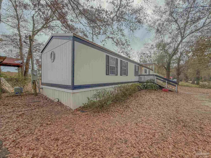 904 Brookhills Dr, Cantonment, FL 32533 - #3