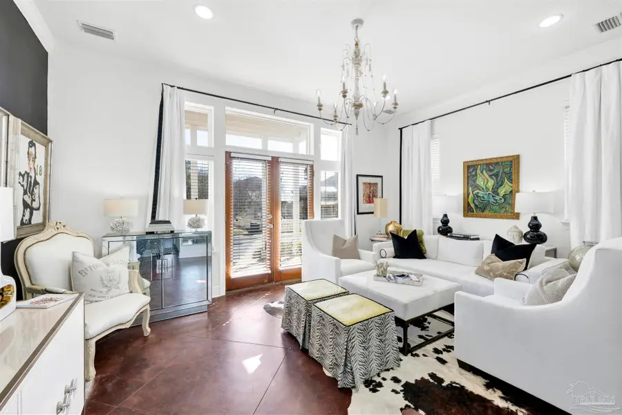 554 Santos St, Pensacola, FL 32504 - #3