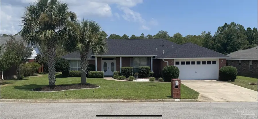 1697 Beachside Dr, Pensacola, FL 32506 - #2