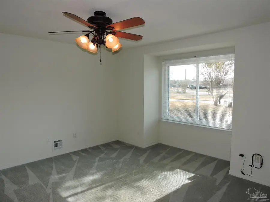 724 Marlinspike Dr, Pensacola, FL 32507 - #3