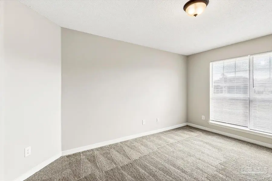 7030 Boo Ln, Pensacola, FL 32526 - #3