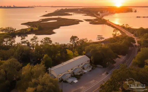 15009 Innerarity Pt Rd, Pensacola, FL 32507