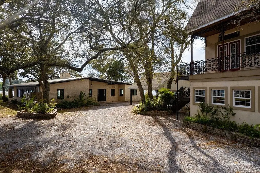 427 Vancouver St, Pensacola, FL 32507 - #1