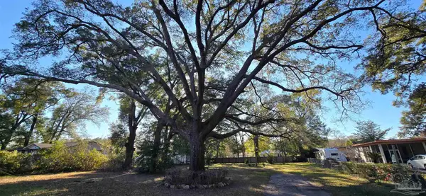 401 N 65th Ave, Pensacola, FL 32506