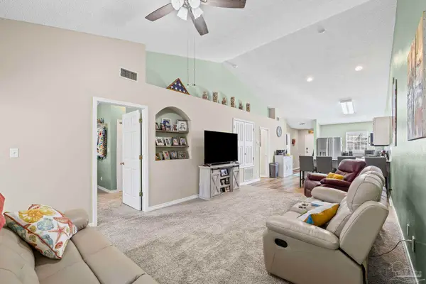 7101 Joy St #C8, Pensacola, FL 32504