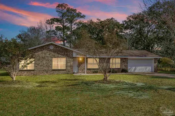 9520 Plainfield Ave, Pensacola, FL 32514