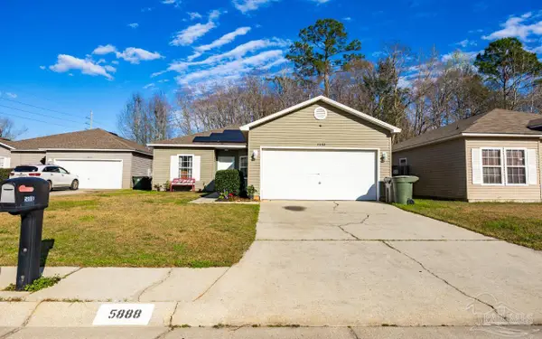 5888 Dandelion Ln, Pensacola, FL 32526