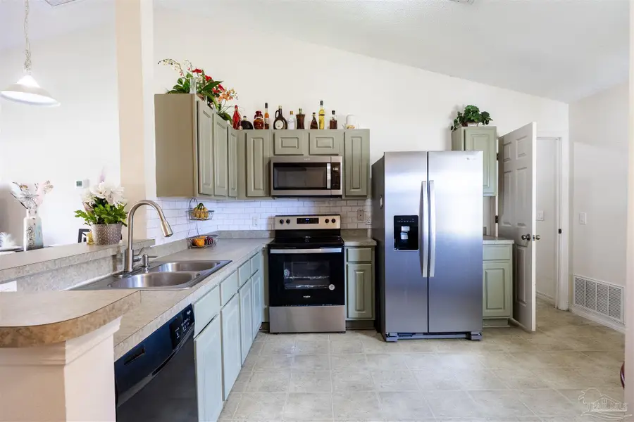 5888 Dandelion Ln, Pensacola, FL 32526 - #3