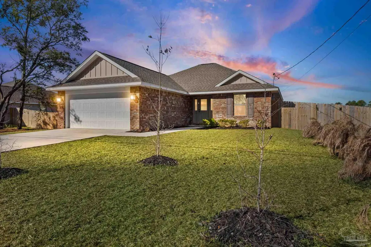 7911 Twin Lake Dr, Milton, FL 32583 - #1