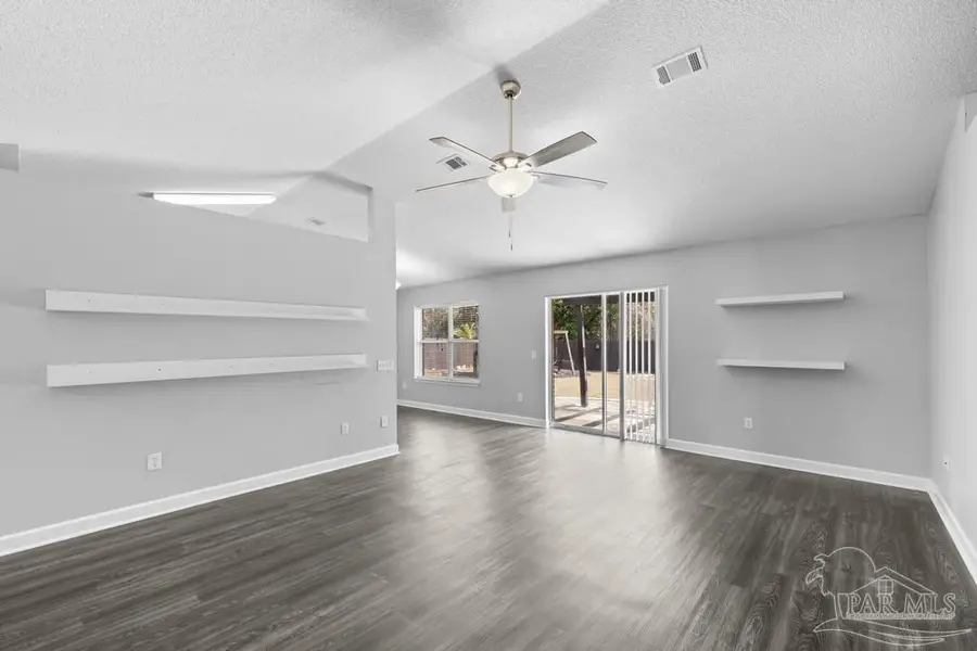 1068 Joaquin Dr, Pensacola, FL 32506 - #3