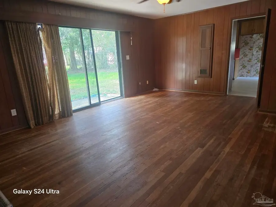6227 Vicksburg Dr, Pensacola, FL 32503 - #3