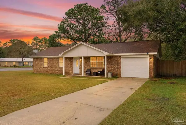 620 Carondelay Dr, Pensacola, FL 32506