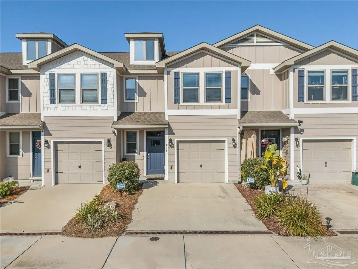 353 S E St, Pensacola, FL 32502 - #1