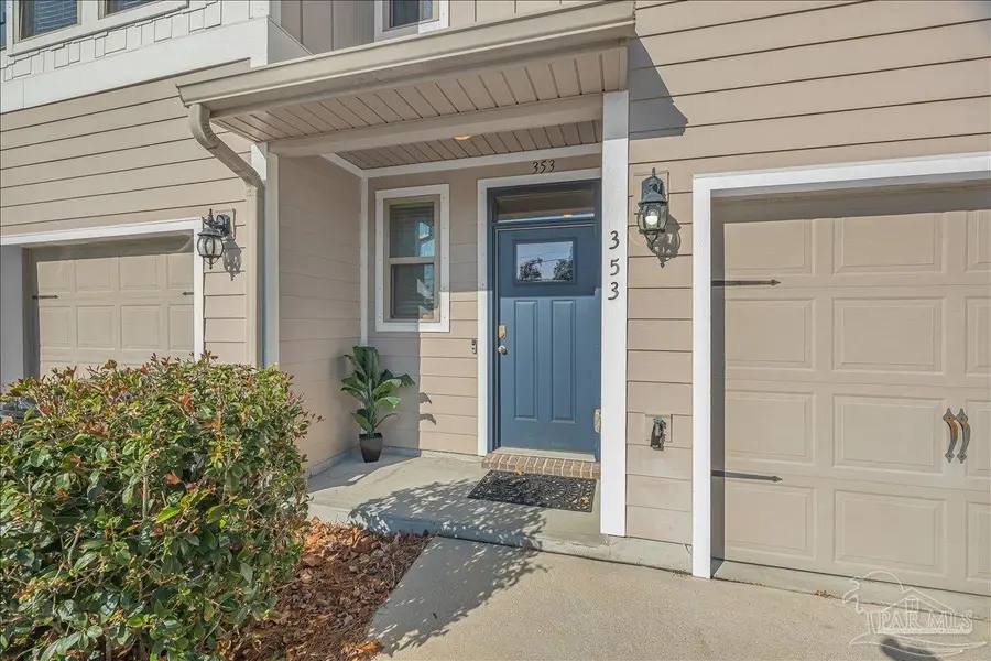 353 S E St, Pensacola, FL 32502 - #2