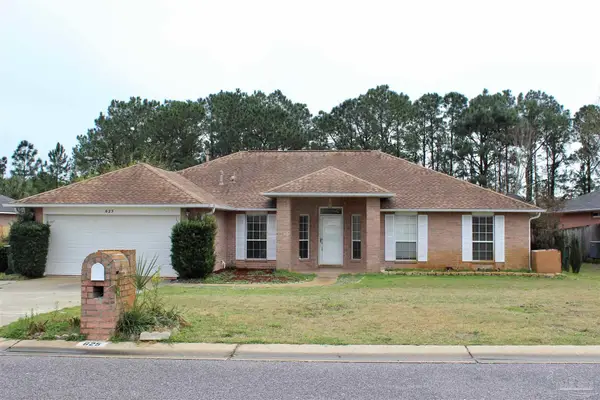 625 Downhaul Dr, Pensacola, FL 32507