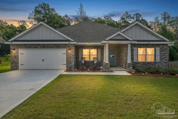 5084 Sanborn Dr, Milton, FL 32570