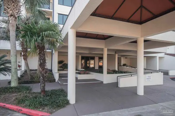 106 Port Royal Way, Pensacola, FL 32502