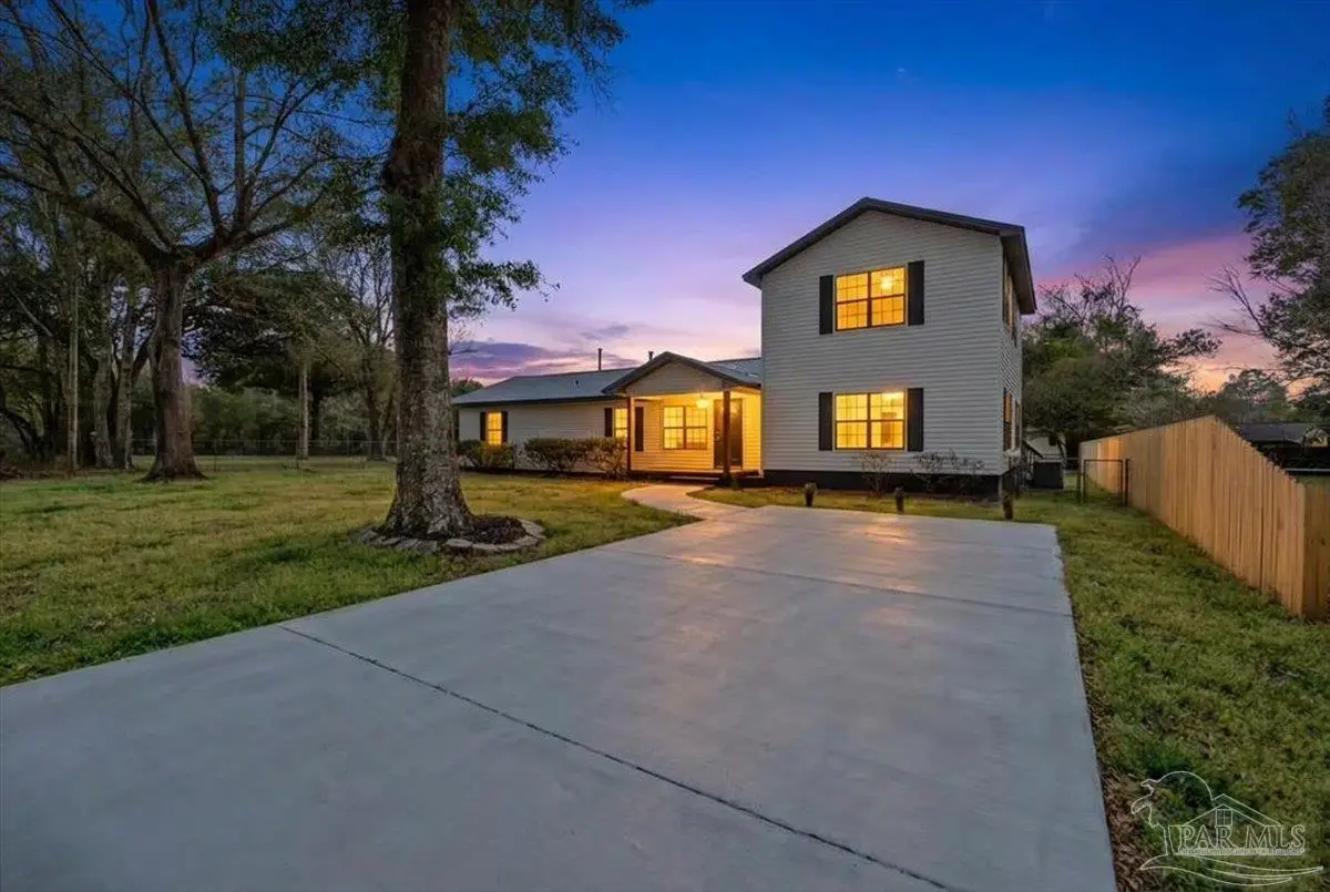 4133 Lawrence Ave, Pace, FL 32571 - #1