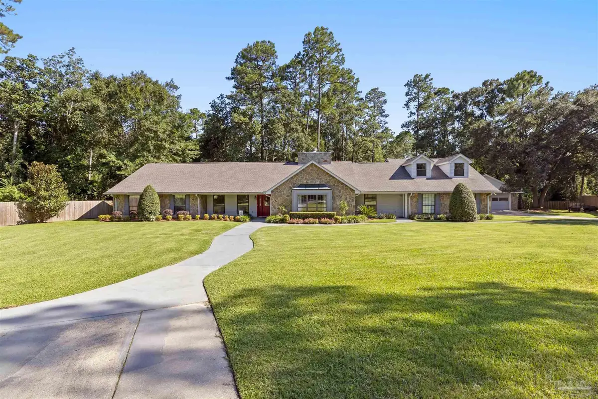 219 Man O War Cir, Cantonment, FL 32533 - #1