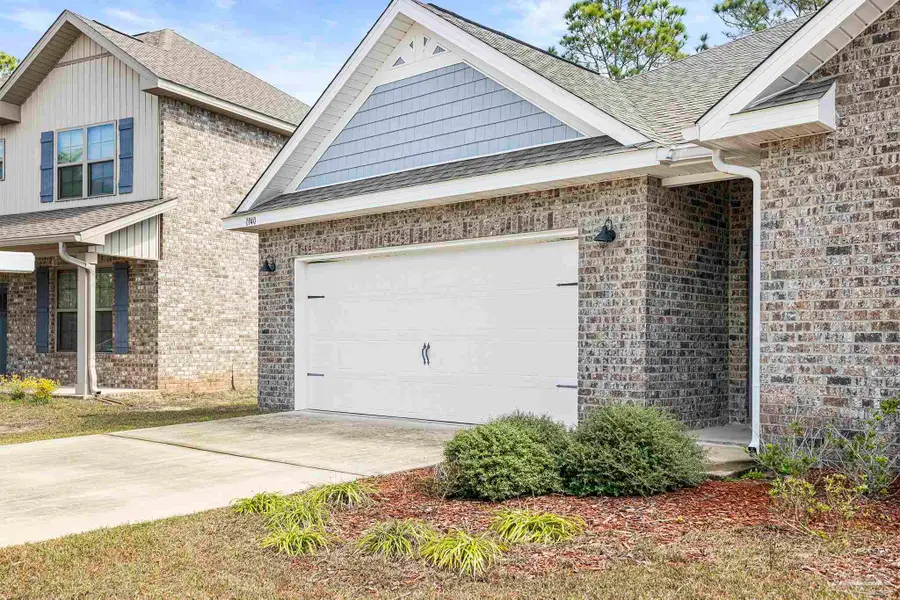 1940 Cambridge Park Dr, Gulf Breeze, FL 32563 - #2