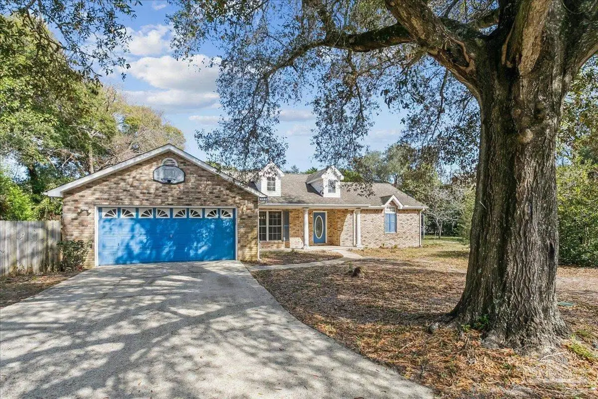 100 Oviedo St, Gulf Breeze, FL 32561 - #1
