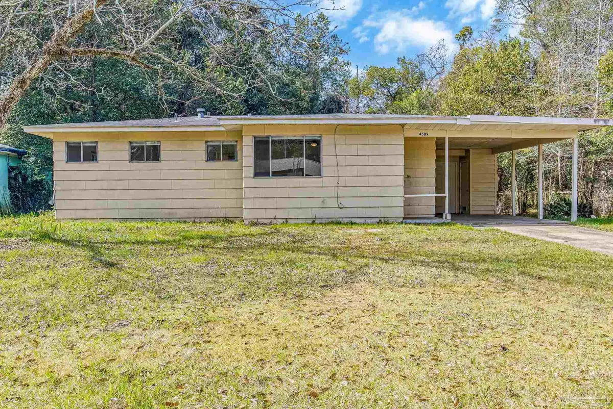 4509 Versailles Dr, Pensacola, FL 32505 - #1