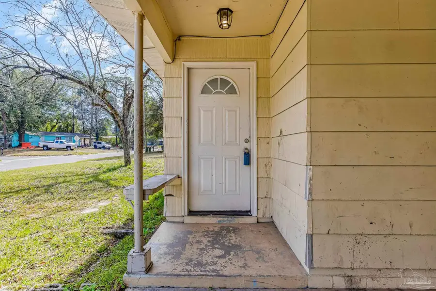 4509 Versailles Dr, Pensacola, FL 32505 - #2