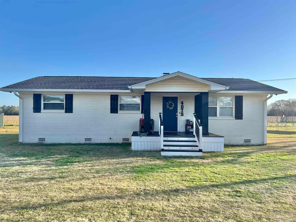 4075 Macks Rd, Century, FL 32535 - #1